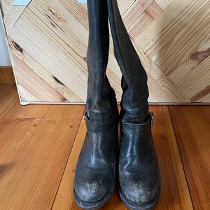 Frye boots with heel and buckle